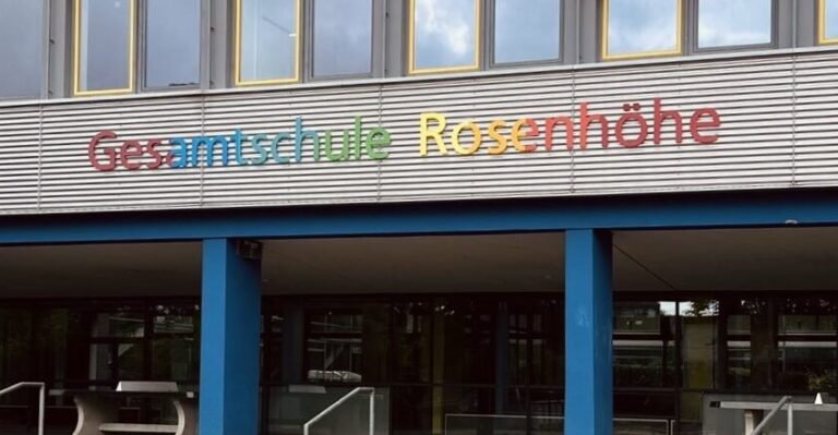 GRÜNE besuchen Gesamtschule Rosenhöhe